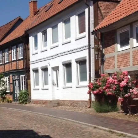 DAS TRAUFENHAUS AM WALL - Urlaub im Denkmal Boizenburg/Elbe Exterior foto